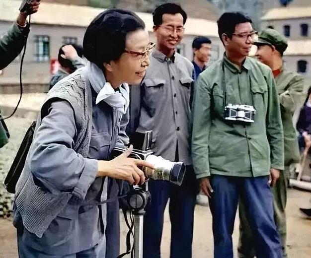 世界杯直播app下载入口-1956年,江青赴苏联治病,向接诊的医生坦言:我和毛泽东同志是政治夫妻