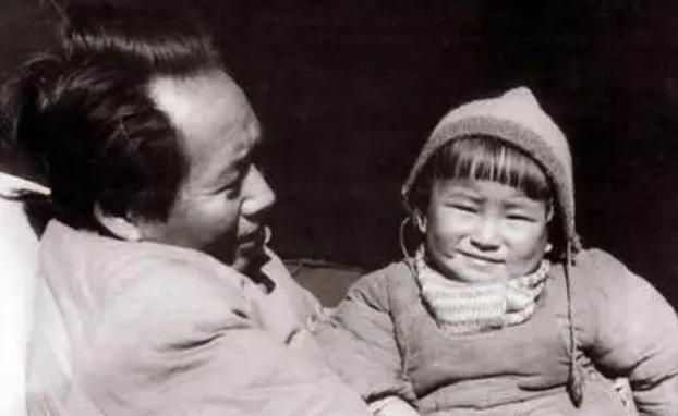 世界杯直播app下载入口-1956年,江青赴苏联治病,向接诊的医生坦言:我和毛泽东同志是政治夫妻